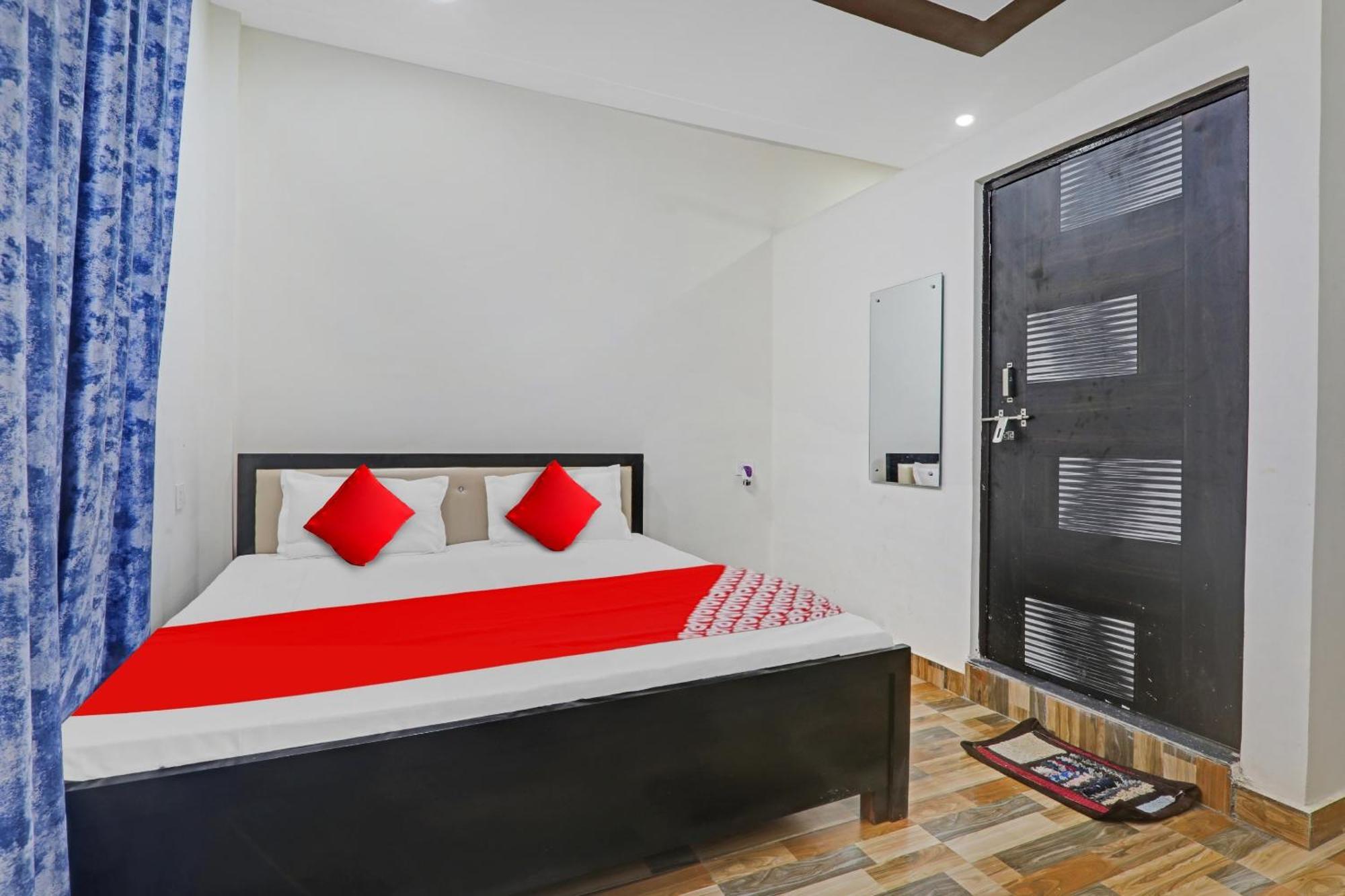 Hotel O R K Hotels Lucknow Ngoại thất bức ảnh